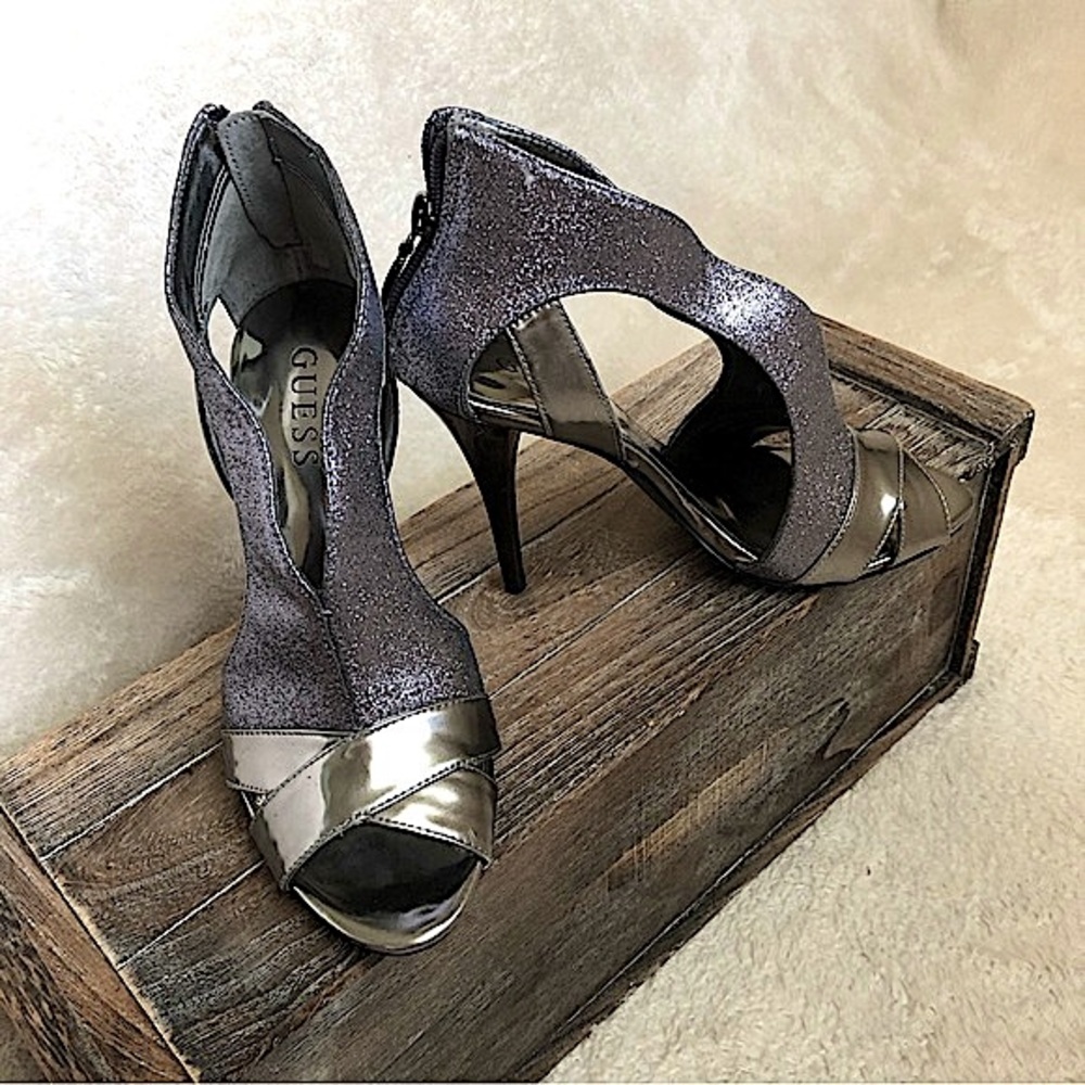 NEW Guess Gunmetal Silver Metallic Shimmering High Heel Peep Toe Stiletto Heels